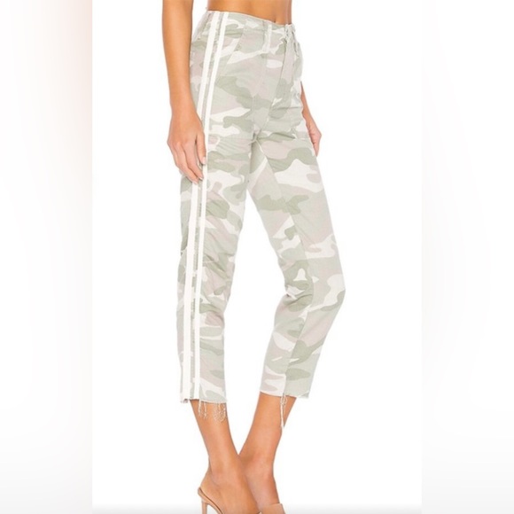 MOTHER The Shaker Chop Crop Fray in Desert Print - Picture 1 of 4